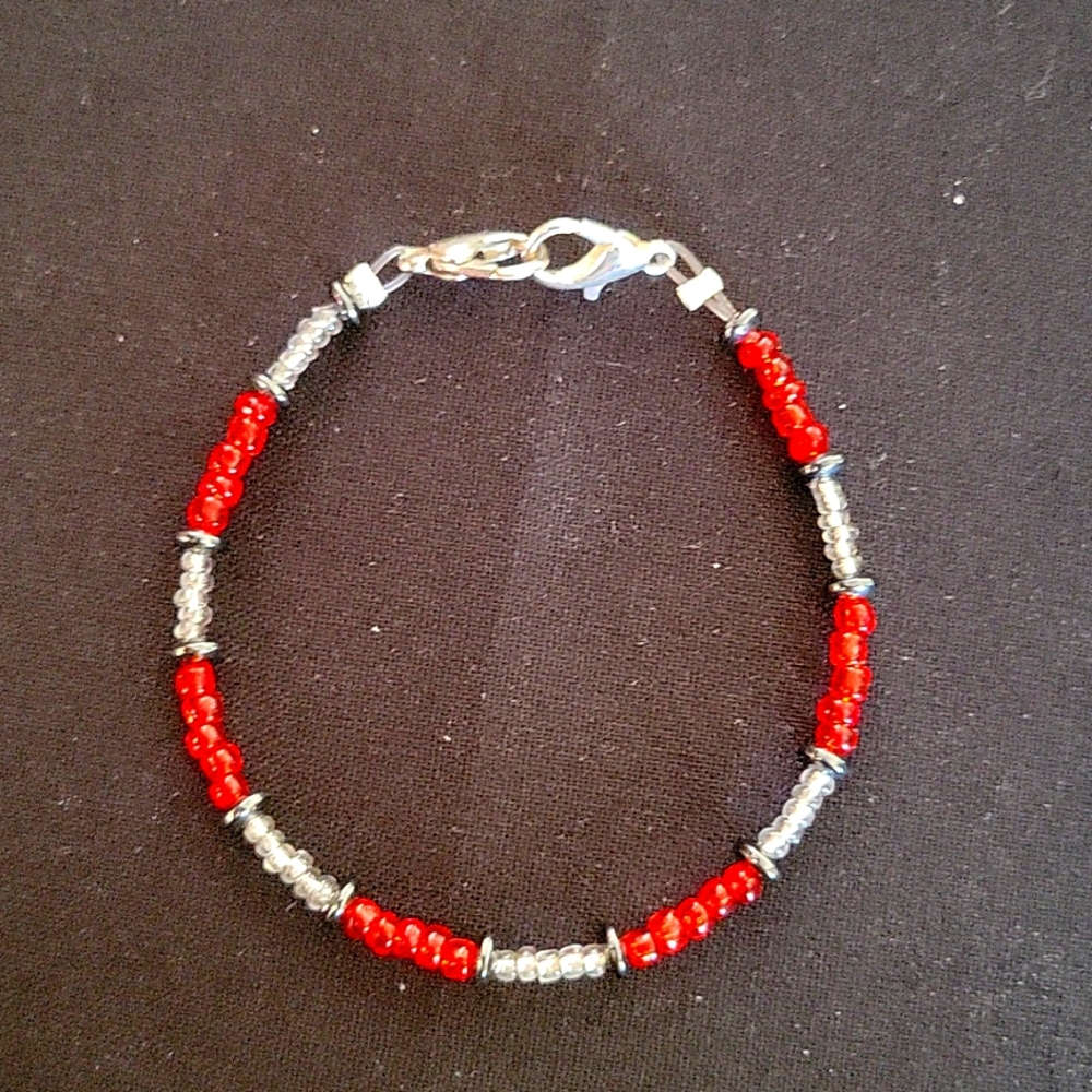 Handcrafted hematite beaded bracelet